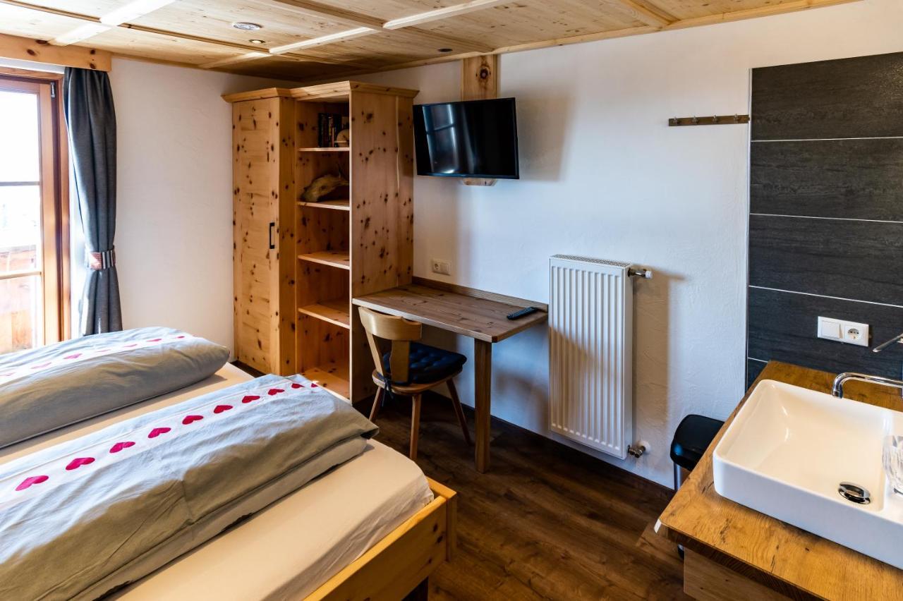 Almgasthaus Glocknerblick Großkirchheim エクステリア 写真