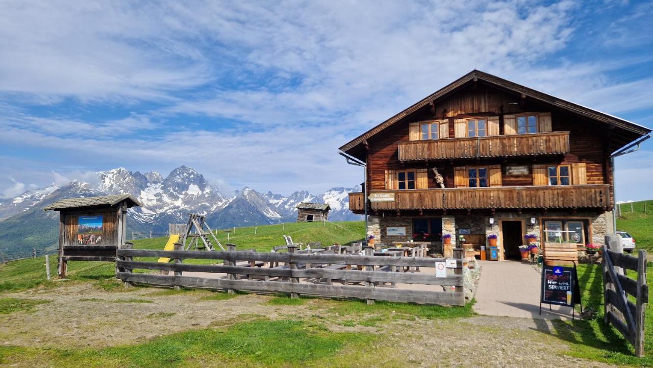 Almgasthaus Glocknerblick Großkirchheim エクステリア 写真