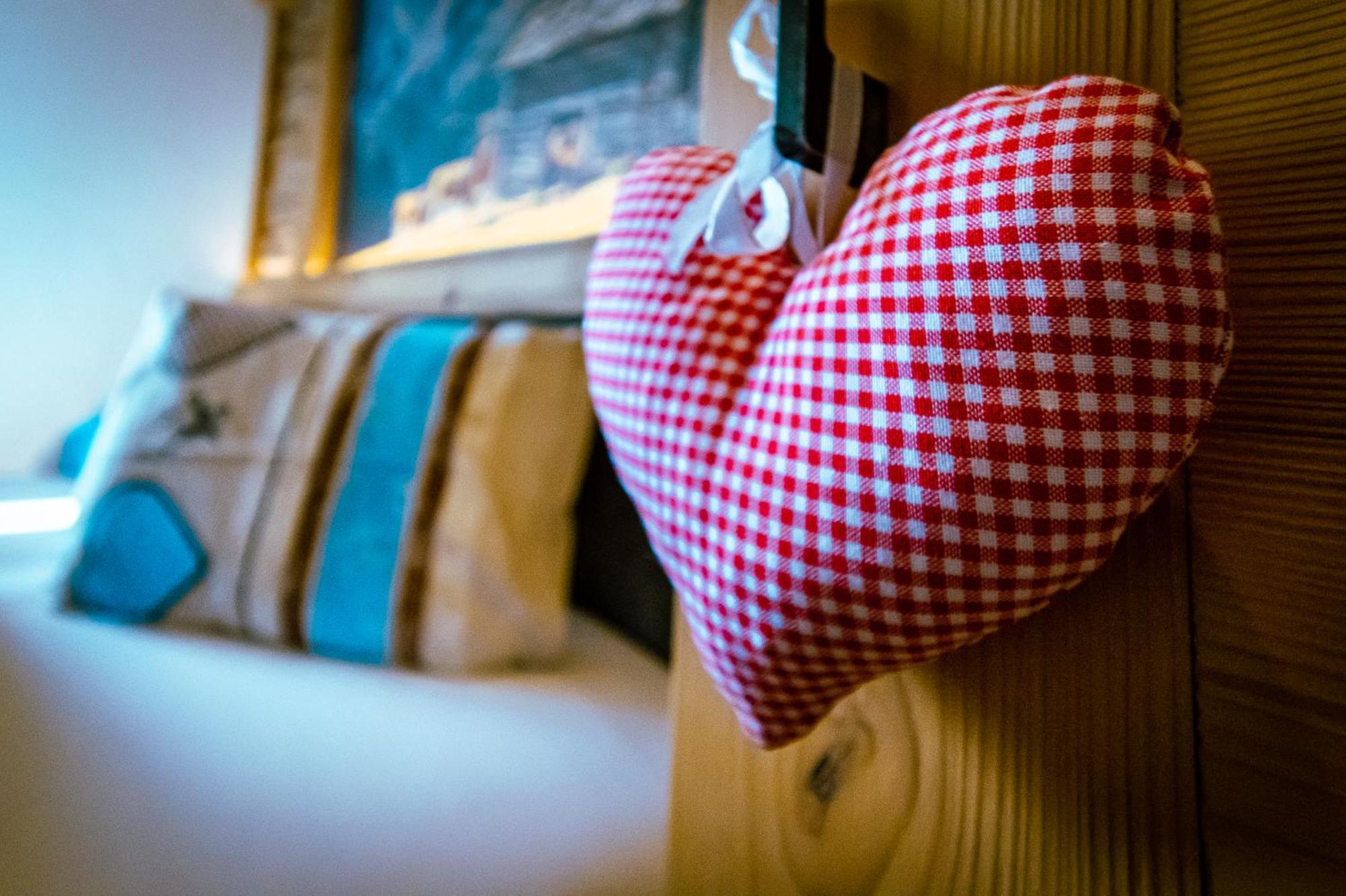 Almgasthaus Glocknerblick Großkirchheim エクステリア 写真