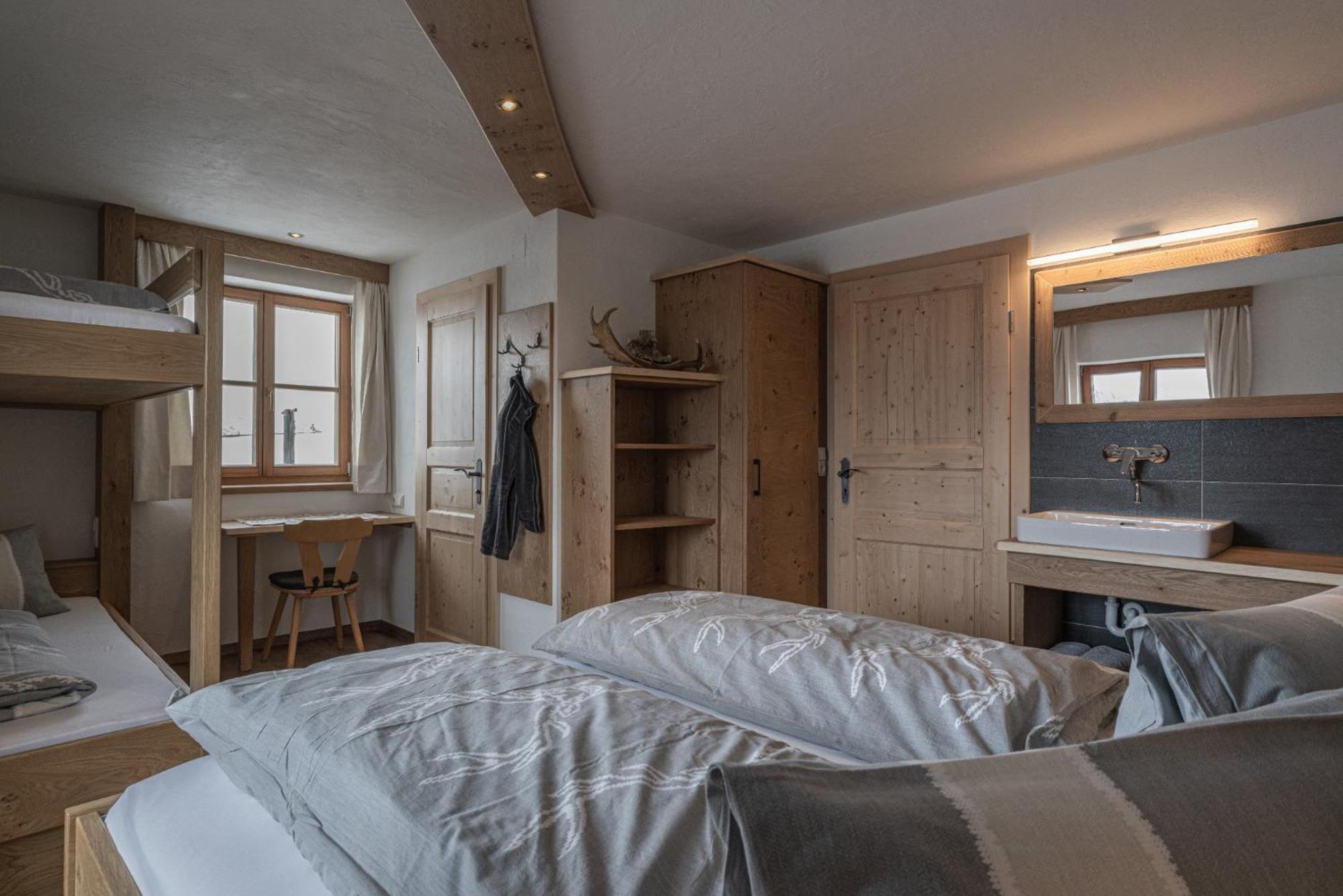 Almgasthaus Glocknerblick Großkirchheim エクステリア 写真